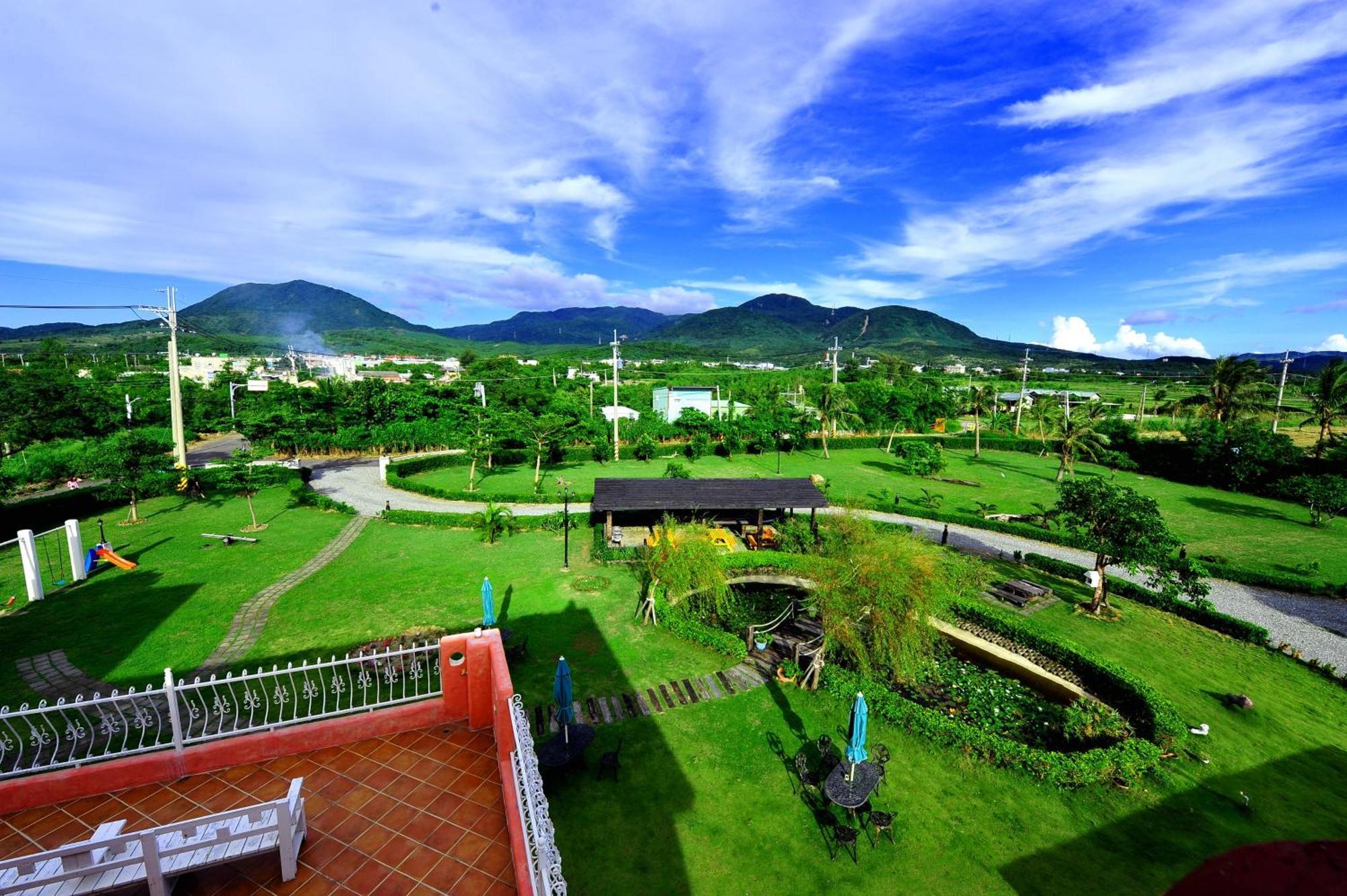 Kenting Avignon Bed & Breakfast Kota Tua Kota Tua Hengchun Bagian luar foto